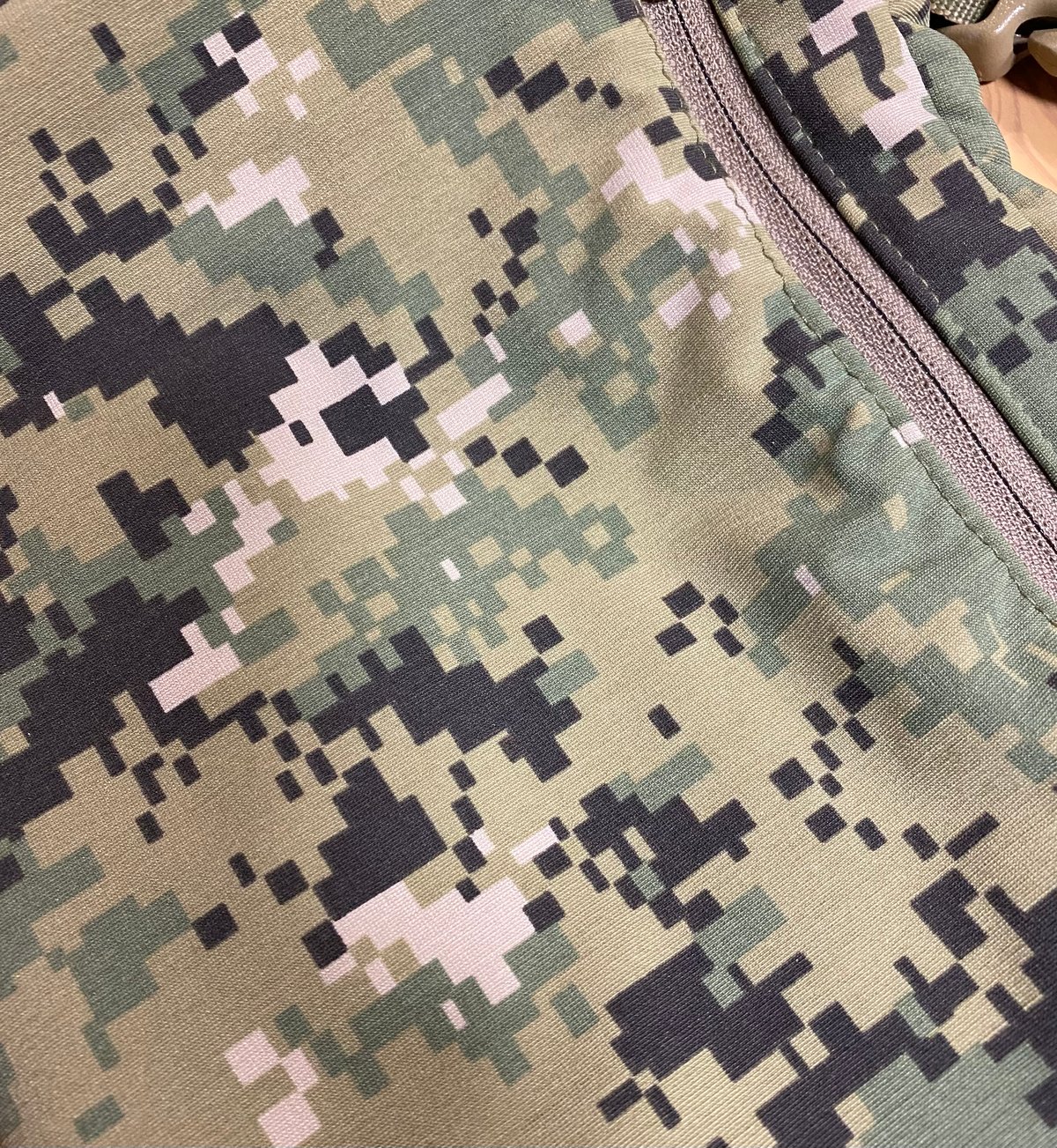 米軍実物/Eagle Industries ハンドウォーマースリーブ AOR2 Eagle