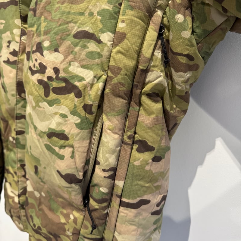 限定コラボ hyde×Roen DRAPE FEATHER PARKA M HYKE EXCLUSIVE ITEM “RIDING COAT” | トゥモローランド 公式通販