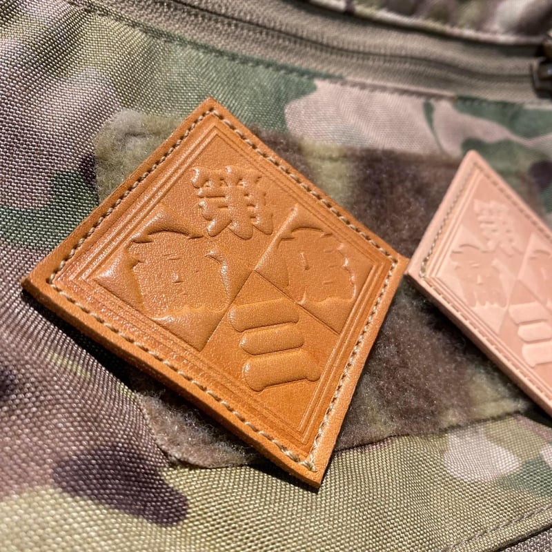 BACKBONE 本革レザーパッチワーク ヘルメット BACKBONE 本革レザーパッチワーク ヘルメット