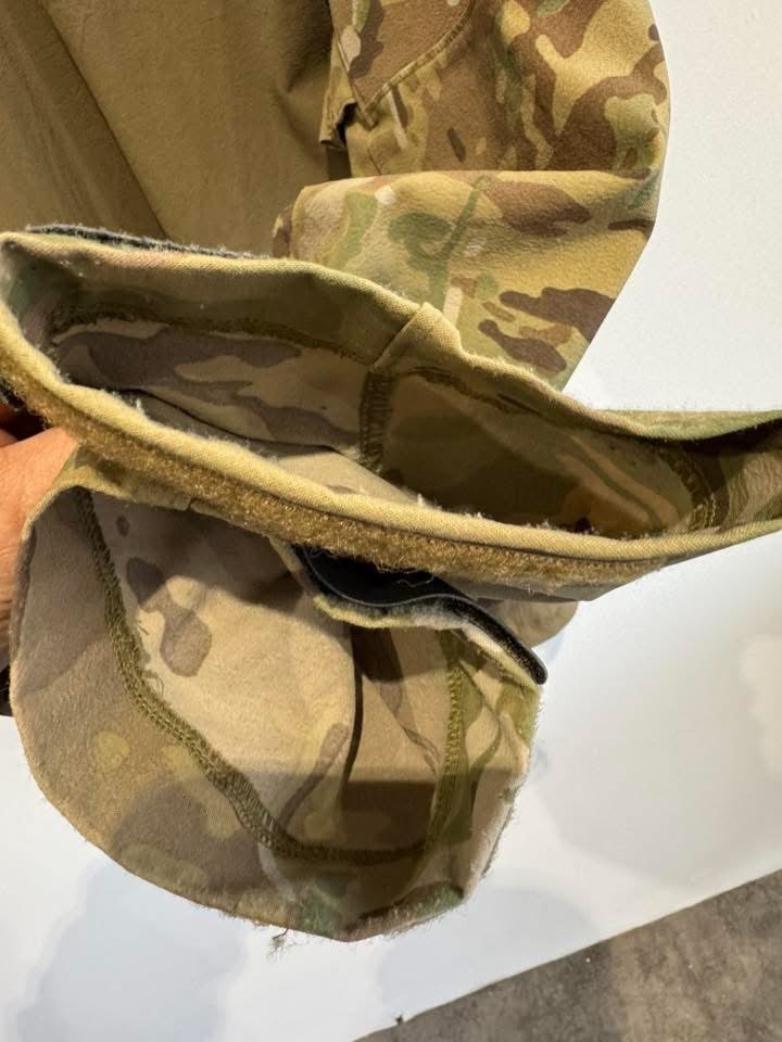 arc'teryx leaf Sphinx half shell Jacket Lサイズ マ