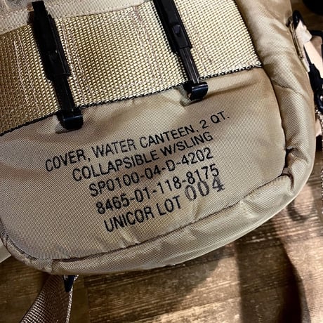 US 軍モノ　2qt キャンティーンカバー　TANカラー