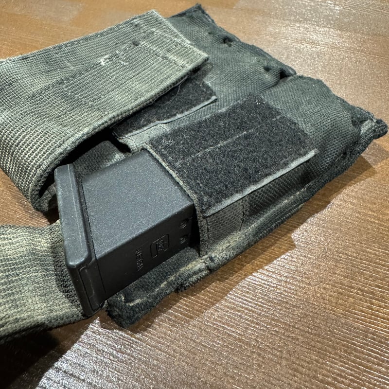 EAGLE トリプルピストルマガジンポーチ BK ① | 第三商店