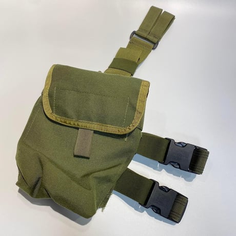 TAC-T レッグダンプポーチ　devgru使用