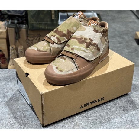 FIREBIRD 別注 AIRWALK VIC multicam arid US-9.5