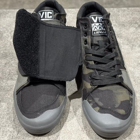 FIREBIRD 別注 AIRWALK VIC multicam BLACK US-9.5