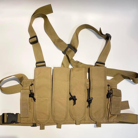 TAC-T AK用　チェストリグ　tactical tailor  コヨーテ