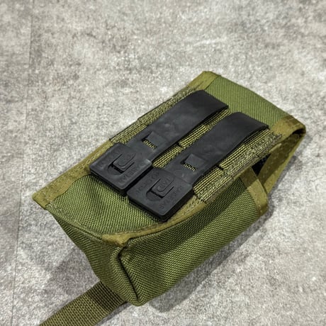 TAC-T スモークグレネードポーチ　OD