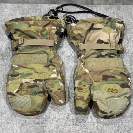 放出品 OR 寒冷地用 グローブ Mサイズ  マルチカム