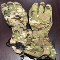 放出品 OR 寒冷地用 グローブ Mサイズ　マルチカム