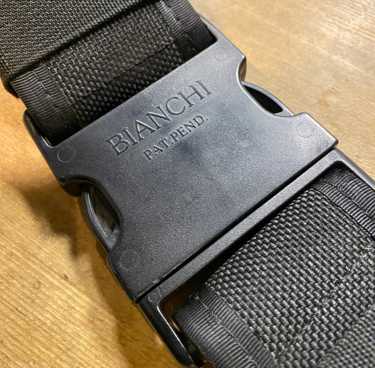 THE SISIKUI  ベルト　Sサイズ すごいらく スムースレザー 長尺 アジャスターベルト (HYBRIDBIZ