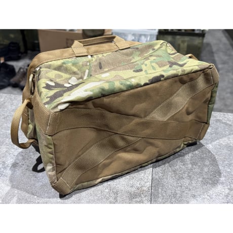 TYR tactical ストレージバッグ　マルチカム