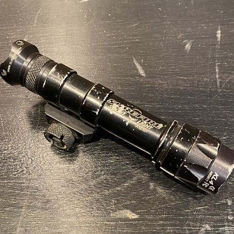 実物 USED surefire M600A スカウトライト