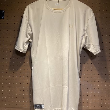 UNDER ARMOUR TACTICAL 新品未使用 サンドカラー　Lサイズ