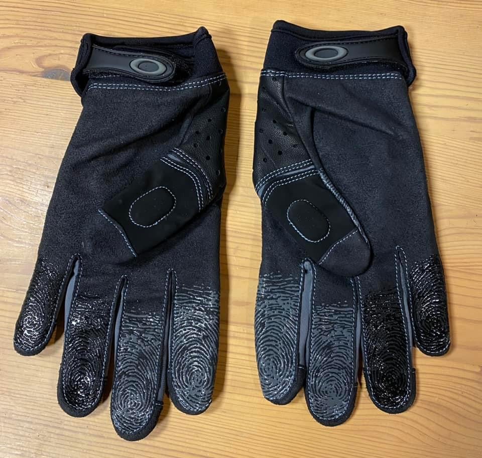 実物　Oakley サバゲー用グローブ 黒　サイズM Oakley オークリー グローブ Lサイズ 未使用品 | 第三商店