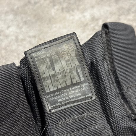 BHI トリプルピストルマガジンポーチ　BK