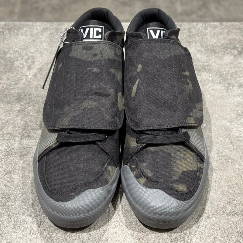 FIREBIRD 別注 AIRWALK VIC multicam BLACK US-9.5 |