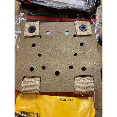 Safariland ホルスター用MOLLE変換パネル FDE 08年製