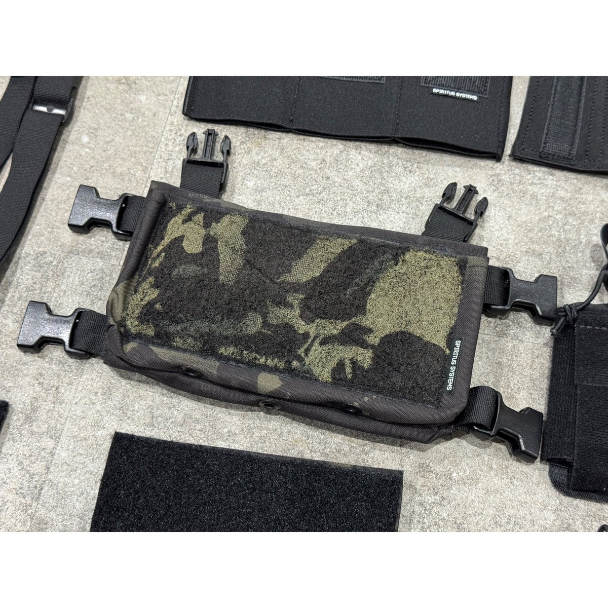 spiritus systems MK3 Micro Fight Chest Rig マルチカ...