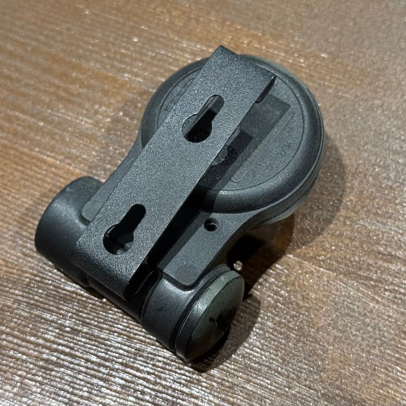 専用 ADVENTURE LIGHTS VIP 米軍 ライト ADVENTURE LIGHTS VIP SIGNAL LIGHT No.2 米軍放出品の商品詳細