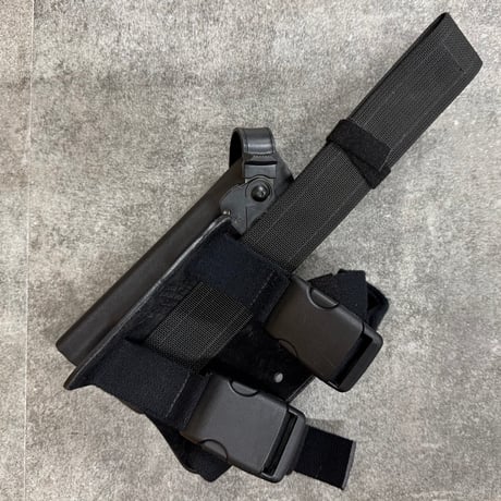 希少！ safariland ホルスター 旧型ライト 1911用 2003年製