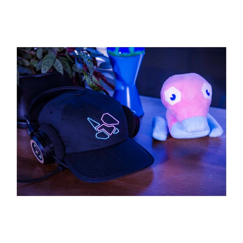 ほつれ等がある場合がございます】海外ポケセン限定 Porygon