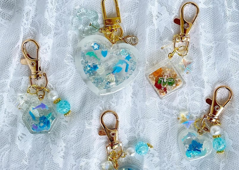 カヤページです。レジン ペンダント キーホルダー カヤ様専用ページです。レジン ペンダント キーホルダー
