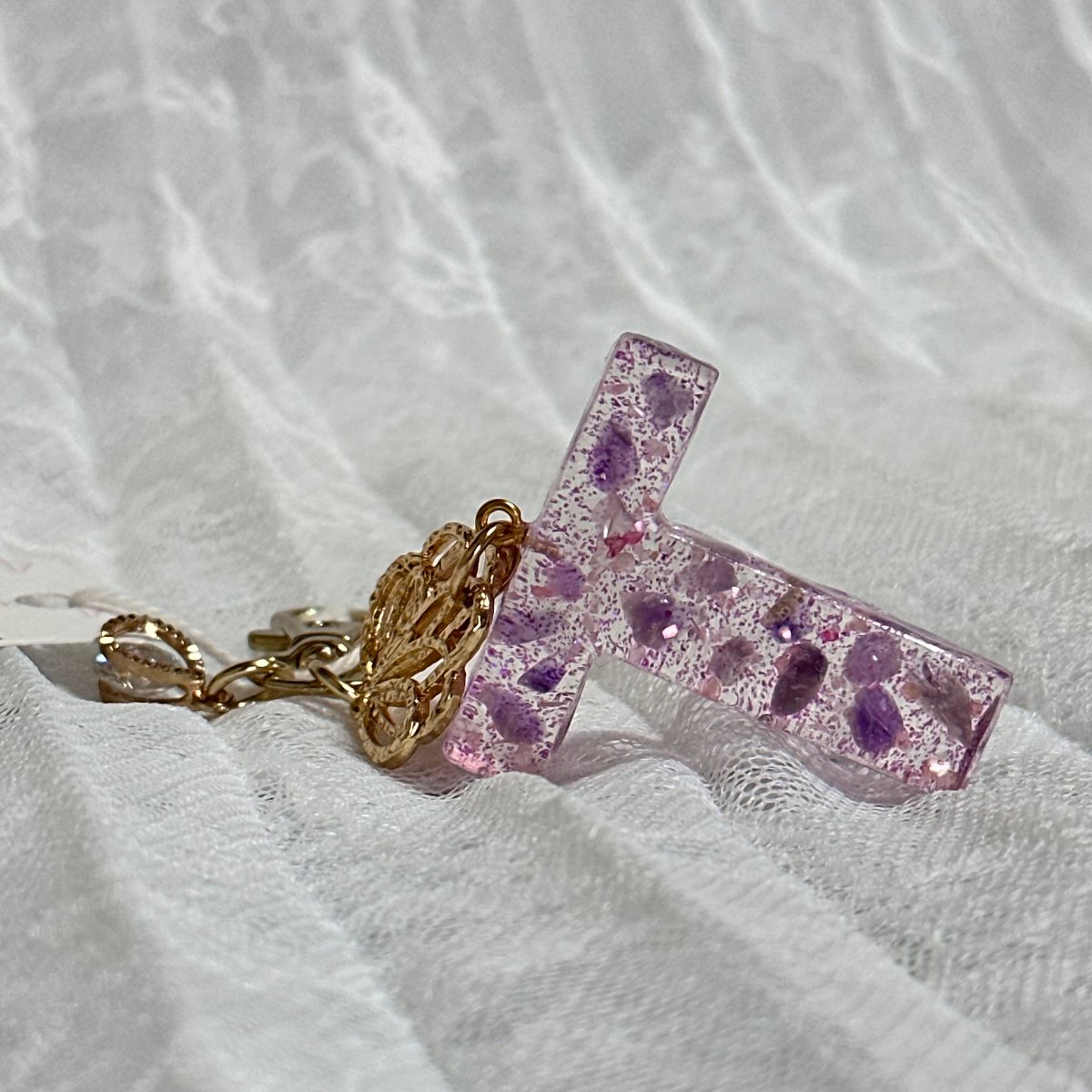【ヒイラギ様】天然石　アメジスト　フラワー　じゃれ猫　レジン　キーホルダー Amazon.co.jp: ハンドメイド 琉球ガラス ナギット フラワー 限定
