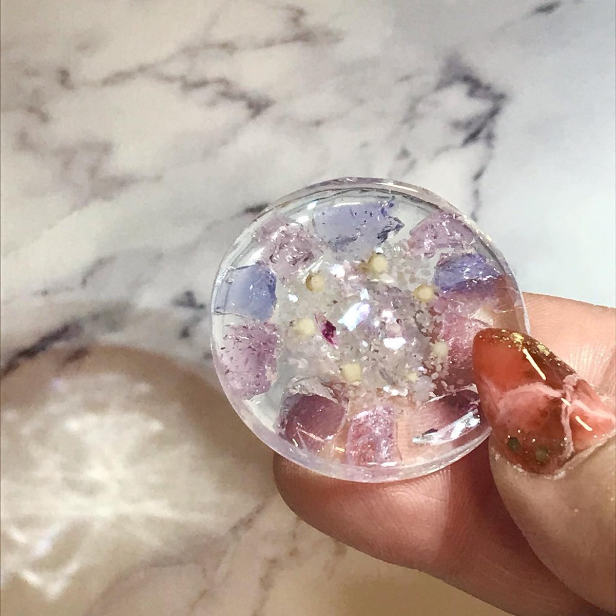 沖縄産✧琉球ガラスと星の砂 ヘアゴム | REKA ♡ Handmade Shop🛒𓈒𓏸