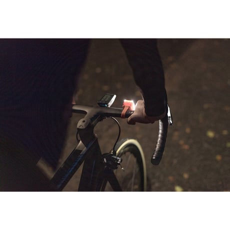Ｃｕｒｖｅ　Ｆｒｏｎｔ　Ｌｉｇｈｔ　自転車用カーブフロントライト　Ｂｅｉｇｅ 464●Ｃｕｒｖｅ　Ｆｒｏｎｔ　Ｌｉｇｈｔ　自転車用カーブフロントライト　Ｂｅｉｇｅ●BOOKMAN【取寄せ商品】