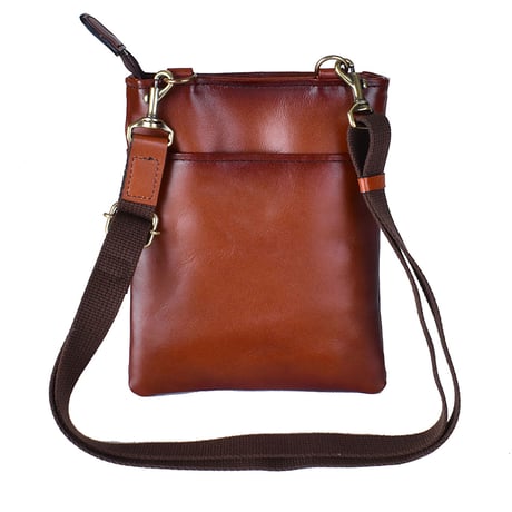 ＧＥＭ　ＢＡＳＩＣ　縦サコッシュ　１５２３　ブラウン ●ＧＥＭ　ＢＡＳＩＣ　縦サコッシュ　１５２３　ブラウン●スワン 1523●ＧＥＭ　ＢＡＳＩＣ　縦サコッシュ　１５２３　ブラウン【取寄せ商品】