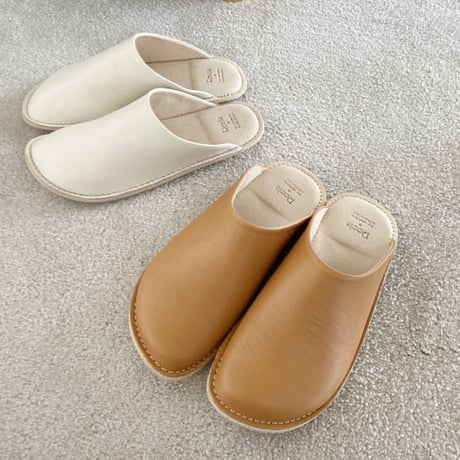 Ｒｅｅｌａルームサボ本革スムース　キャメル　２６－２７（Ｍｅｎ） ヤマト株式会社【取寄せ商品】