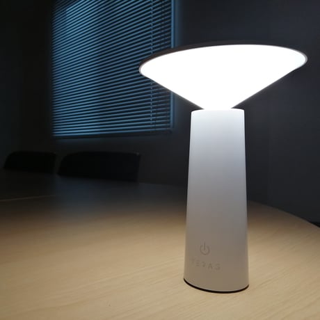 ＬＥＤタッチ　テーブルライト　ホワイト 60190●ＬＥＤタッチ　テーブルライト　ホワイト●トレードワン【取寄せ商品】