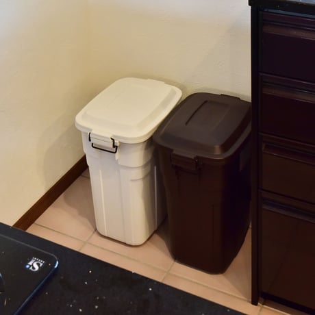 トラッシュカン３０Ｌ　ブラウン　ＬＦＳ－９３４ＢＲ 東谷株式会社