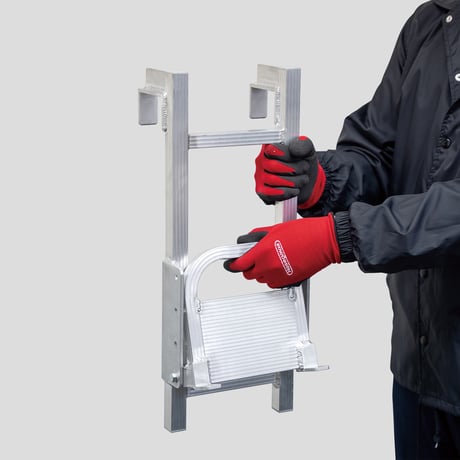 トラック荷台昇降ステップ　荷台用　ＴＳＨ－２０４３ 長谷川工業【取寄せ商品】