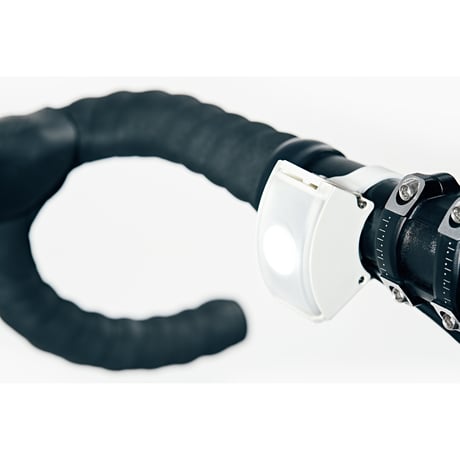 Ｃｕｒｖｅ　Ｆｒｏｎｔ　Ｌｉｇｈｔ　自転車用カーブフロントライト　Ｗｈｉｔｅ 147●Ｃｕｒｖｅ　Ｆｒｏｎｔ　Ｌｉｇｈｔ　自転車用カーブフロントライト　Ｗｈｉｔｅ●BOOKMAN【取寄せ商品】
