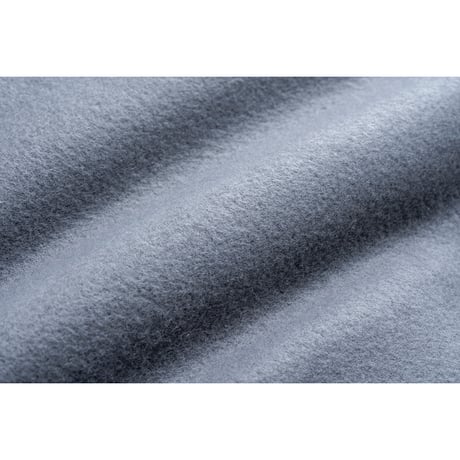 寝具メーカーの防災士が考えた　MOTTETE PLUS　毛布　チャコールグレー 6300070154●ガマカ工業【取寄せ商品】