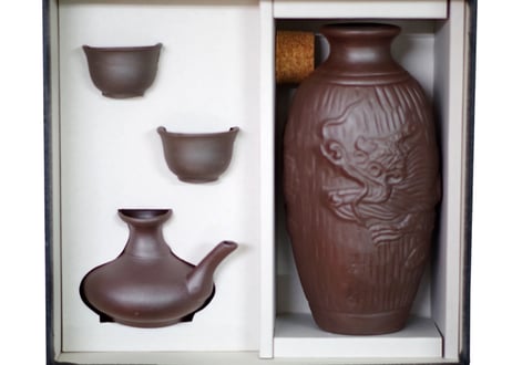 超特価セール品＜箱付きセット品＞ 5合陶器瓶、陶器徳利カラカラ1個、おちょこ2個セット