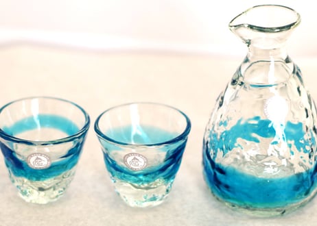 ＜正規品＞琉球ガラスおちょこ2個と徳利1個セット！沖縄スカイブルーの水色（その他、緑色、オレンジ色、青色を用意）