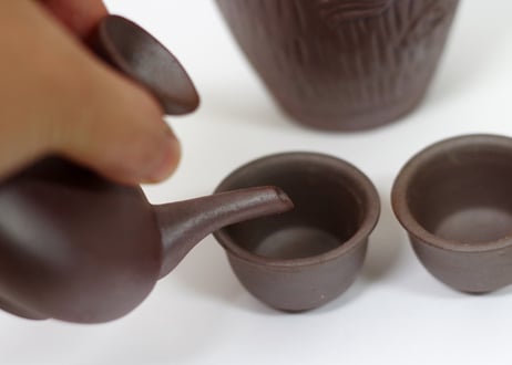 超特価セール品＜箱付きセット品＞ 5合陶器瓶、陶器徳利カラカラ1個、おちょこ2個セット