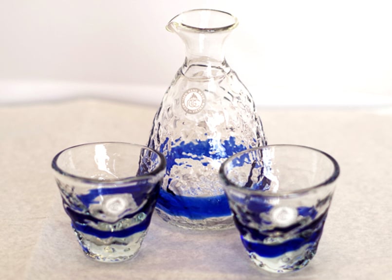 青いガラス製お猪口 2個セット