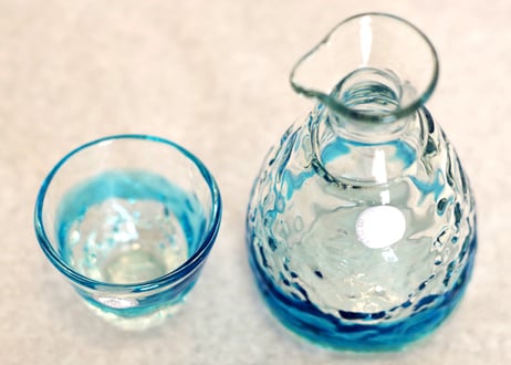 ＜正規品＞琉球ガラスおちょこ2個と徳利1個セット！沖縄スカイブルーの水色（その他、緑色、オレンジ色、青色を用意）