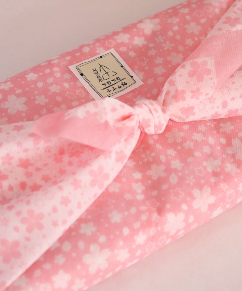 結城玉紬　未使用品　パールトーン加工　品質保証書有り　特Ｂ 本場結城紬ポーチ亀甲柄（最安値） | 究極のベーコン『おとっぺ』小山