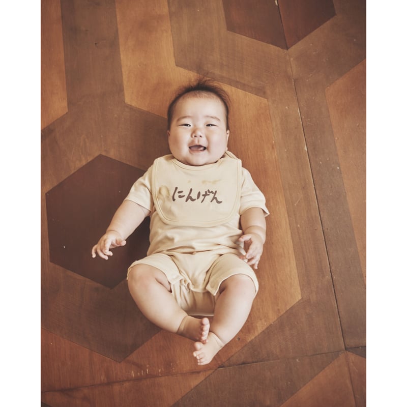 NINGEN BABY BIB | KANE-ZANMAI Chim↑Pom NINGEN BABY BIB | KANE-ZANMAI Chim↑Pom