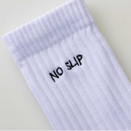 NO SLIP SOCKS