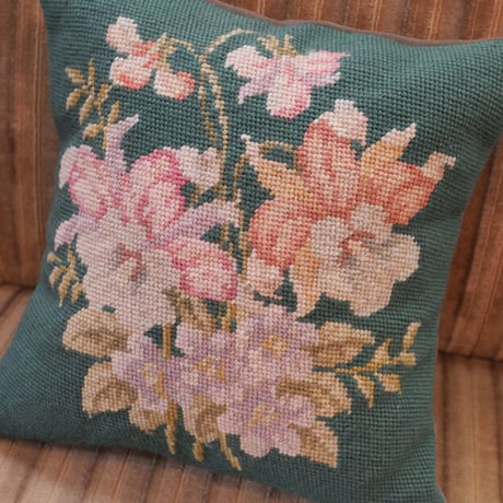 Embroidery cushion--Nostalgic Bouquet--