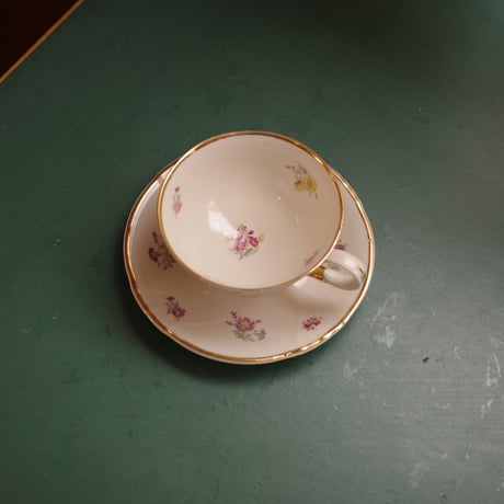Flower  cup and saucer（C）