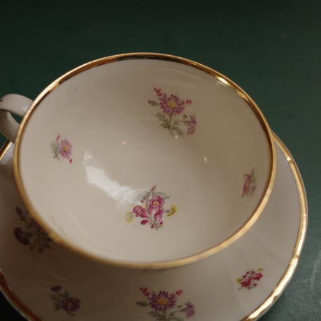 Flower  cup and saucer（C）