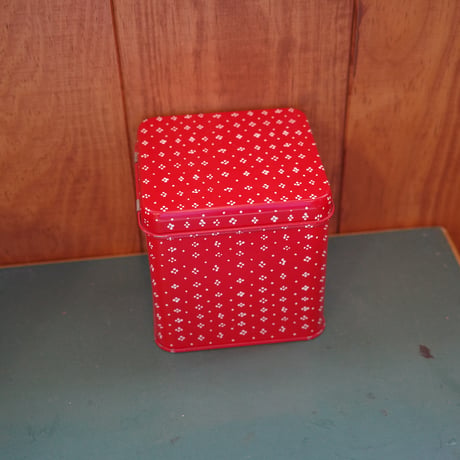 marimekko  muija tin can S size