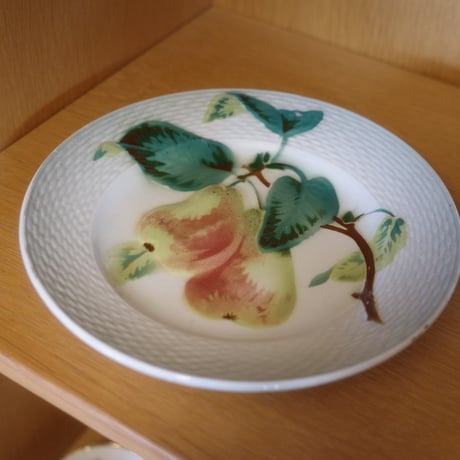 Pear plate