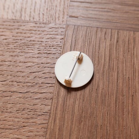 Alpine plant brooch